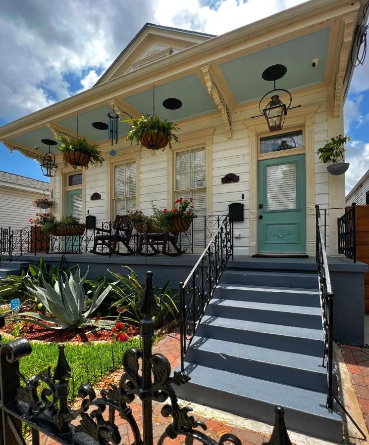 Luxury Historic Shotgun Home In Lower Garden District New Orleans Bagian luar foto